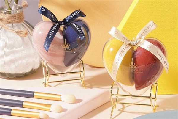 尔木萄美妆蛋多久换一次 尔木萄美妆蛋和rt哪个好用