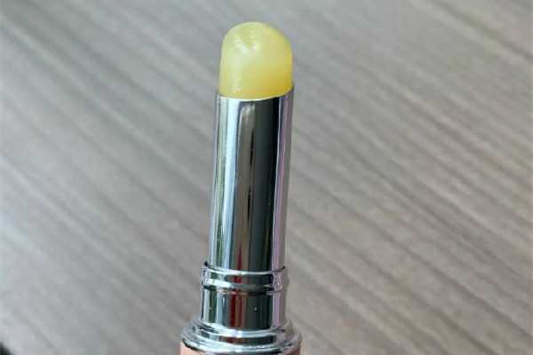 dhc唇膏的功效和作用