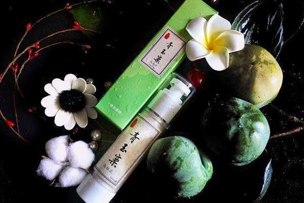 油皮痘痘肌用什么洗面奶?适合油皮痘痘肌洗面奶推荐 油皮痘痘肌用什么洗面奶?适合油皮痘痘肌洗面奶推荐