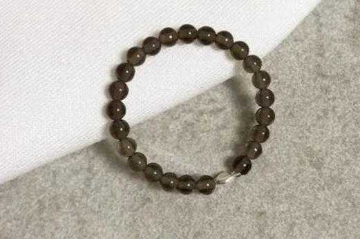 茶水晶不适合哪些人佩戴 茶水晶不适合哪些人佩戴