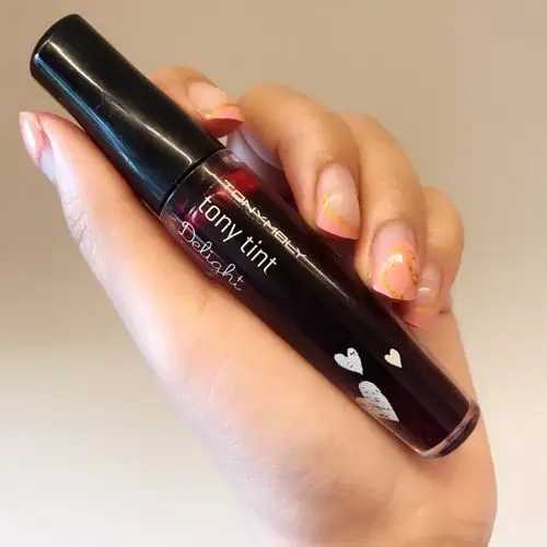 唇蜜会显皮肤白吗 唇蜜会显皮肤白吗