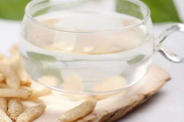 冬季肌肤缺水吃什么好