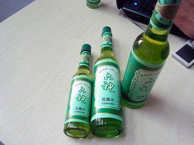 花露水能洗头吗