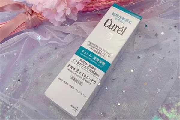 珂润洗面奶绿色和蓝色有什么区别 珂润洗面奶绿色和蓝色有什么区别