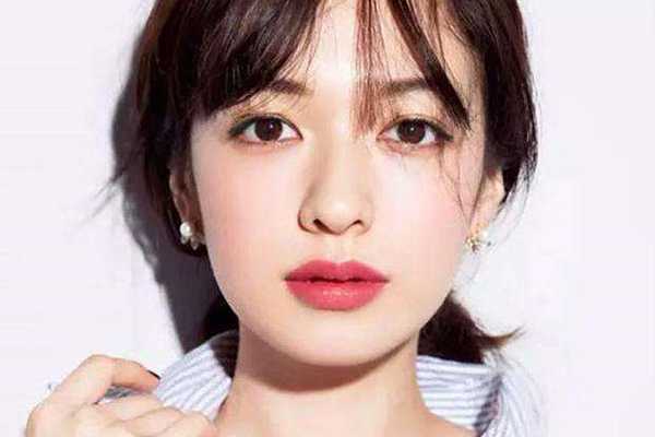 豆沙色口红好看吗