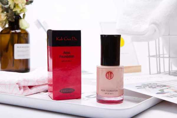 适合油痘肌使用粉底液