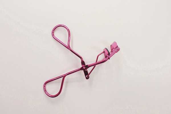 睫毛夹为什么夹不翘