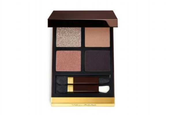 眼影过期了再用有什么后果