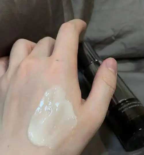 美容液可以淡化细纹吗