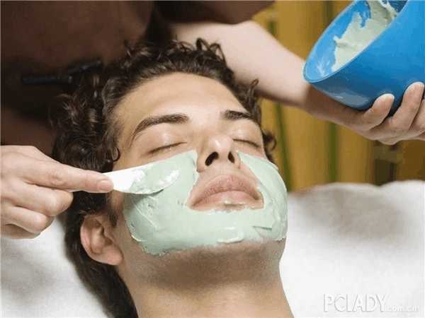 洁面胶能收缩毛孔吗