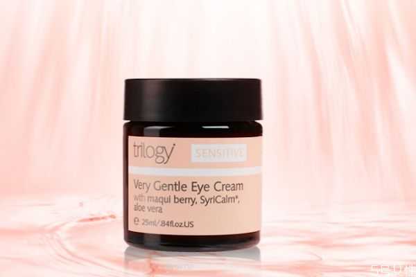 trilogy眼霜好用吗？trilogy眼霜使用方法