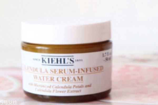 爆水霜是面霜吗 爆水霜是面霜吗