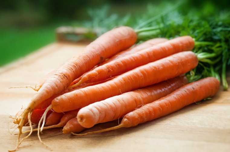 一天吃一根胡萝卜好吗?会导致皮肤发黄吗 一天吃一根胡萝卜好吗?会导致皮肤发黄吗