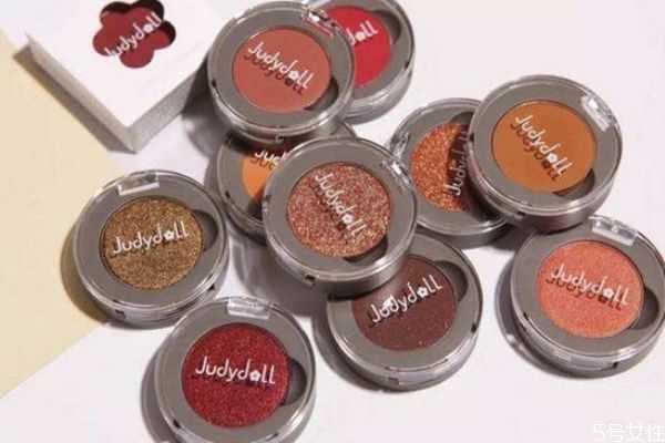 好用的大牌眼影盘推荐 全球最好用的眼影盘