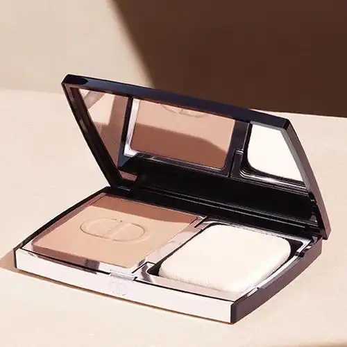 粉饼放久了会干吗