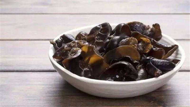 隔夜的木耳能吃吗 隔夜的木耳能吃吗