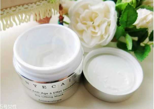 清洁护肤用什么牌子