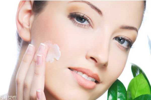 睡眠面膜要避开眼周吗 睡眠面膜要避开眼周吗