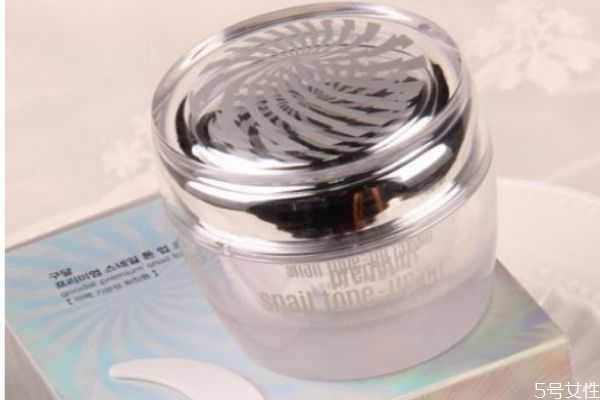 涂素颜霜要卸妆吗？涂素颜霜用什么卸妆好