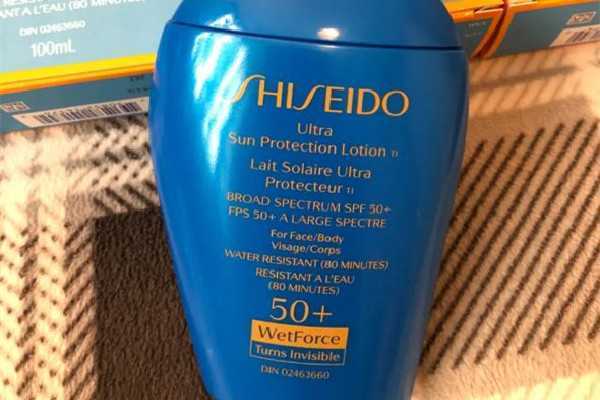 资生堂蓝胖子防晒霜适合油皮吗 资生堂蓝胖子防晒霜适合油皮吗