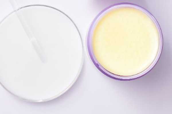 卸妆膏是卸妆油吗 卸妆膏是卸妆油吗