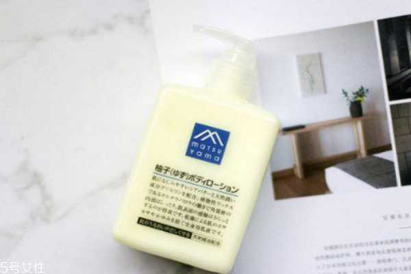 什么身体乳保湿效果好