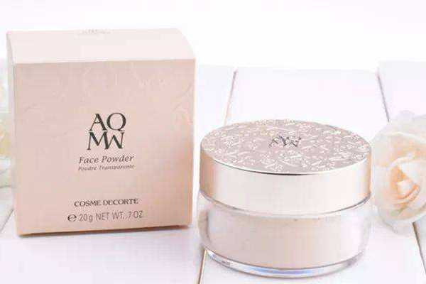 你还不清楚哪个步骤开始用蜜粉?一文学会,快来看看吧 你还不清楚哪个步骤开始用蜜粉?一文学会,快来看看吧