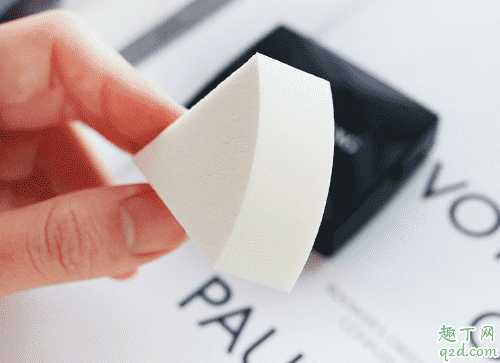 毛戈平无痕粉膏怎么选色号?毛戈平无痕粉膏功效作用 毛戈平无痕粉膏怎么选色号?毛戈平无痕粉膏功效作用