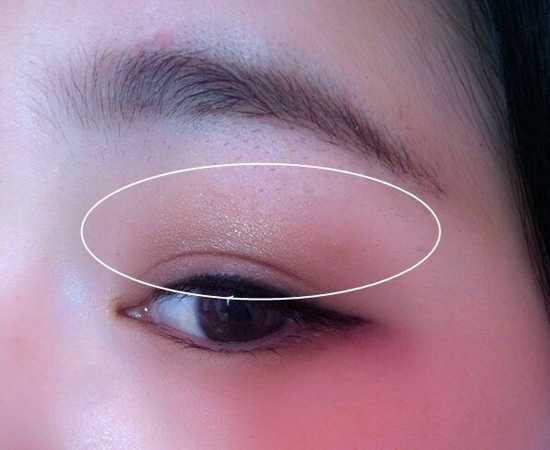 内双眼皮画眼妆技巧 先画眼妆还是先贴双眼皮贴