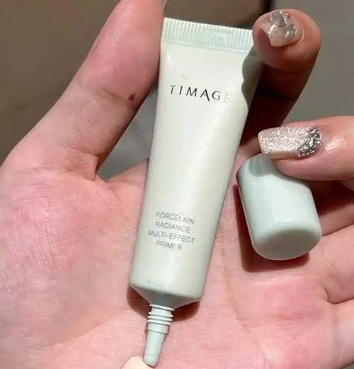 妆前乳小样和正装哪个好用