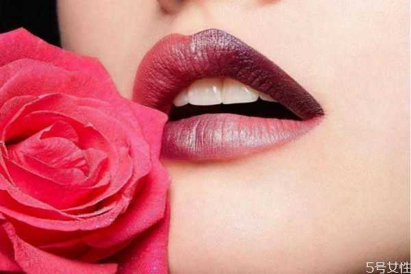 嘴巴起皮怎么办？如何去除唇部的死皮