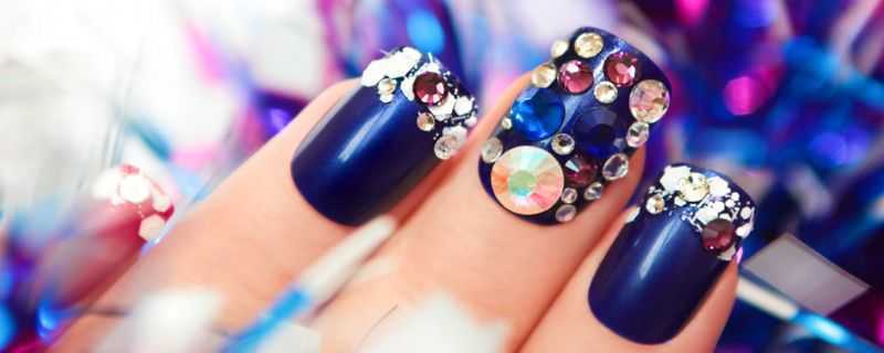 美甲一个月不卸可以吗 美甲一个月不卸可以吗