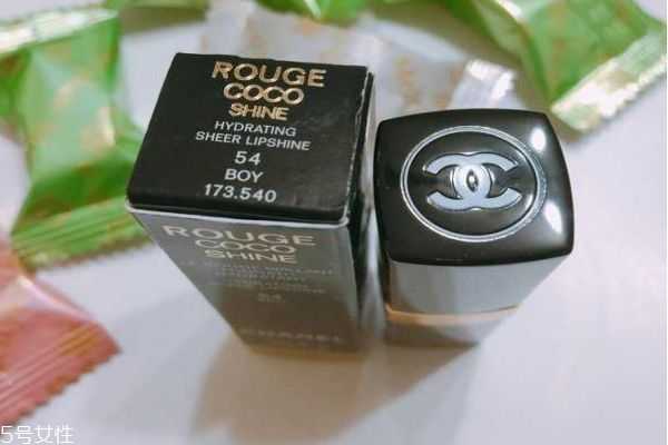真假辨别香奈儿coco口红