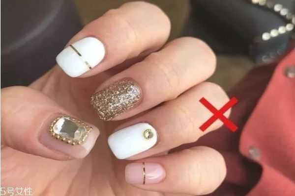 女生秋冬做什么美甲好看？冬季美甲这几款最显气质