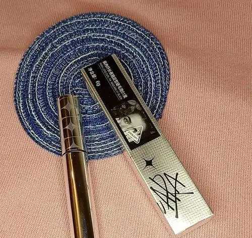 眉粉可以当高光用吗