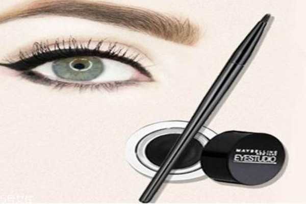 眼线液有哪些优缺点 眼线液笔和眼线胶笔哪个好