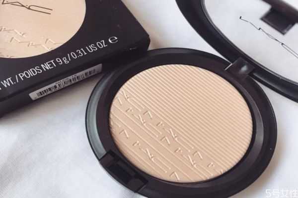 mac生姜高光使用步骤