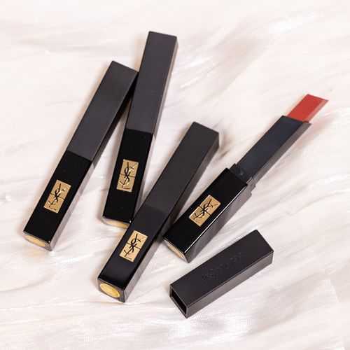 唇膏和唇泥的区别