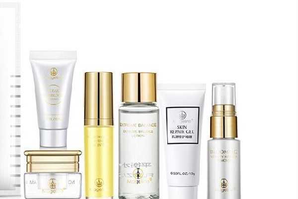 麦吉丽三部曲适合什么年龄用 麦吉丽三部曲适合夏天用吗