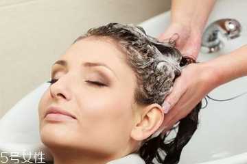 护发素用多了会怎么样 用多了浪费