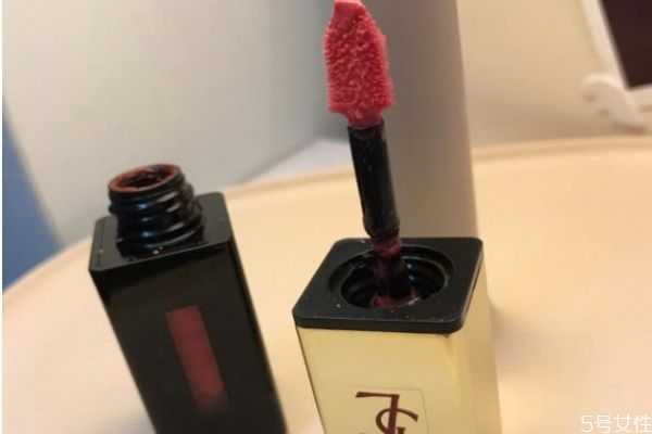 ysl黑管和金管有什么区别