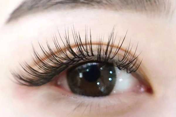 种睫毛后怎么洗脸 种睫毛后怎么洗脸