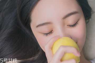 夏天皮肤缺水吗？夏天皮肤需要补水吗