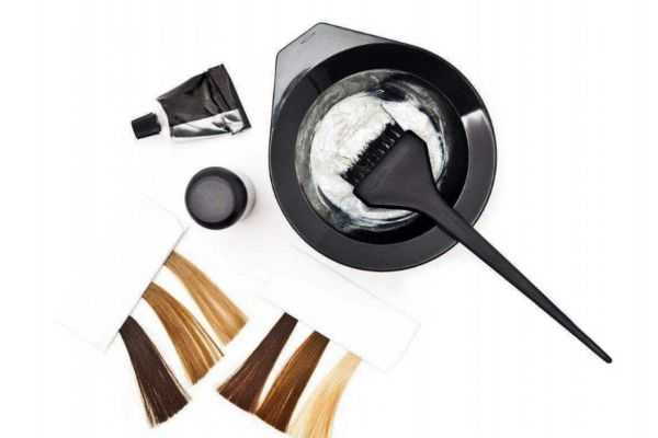 染发剂为什么要两种配比？不能弄成一瓶吗