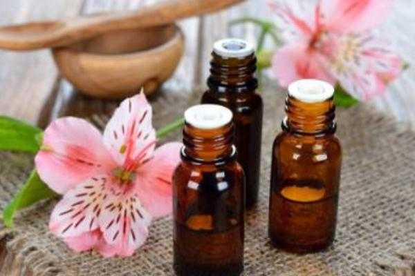 纯露要稀释后使用吗？纯露要放冰箱里吗