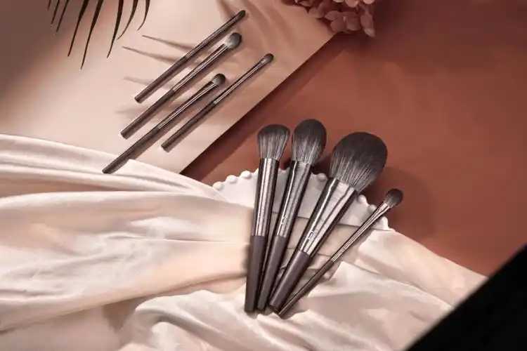 怎么判断遮瑕刷的好坏 怎么判断遮瑕刷的好坏