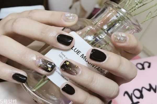 日式晕染美甲教程 贝壳晕染美甲教程