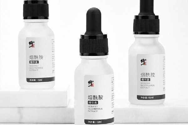 烟酰胺原液用在水乳前还是水乳后 烟酰胺原液用在水乳前还是水乳后