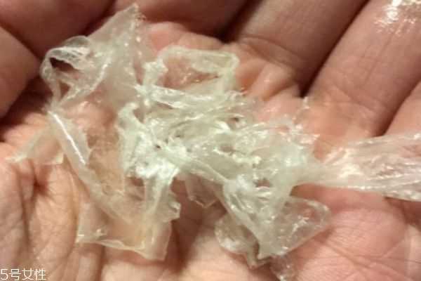 春雨撕拉面膜伤皮肤吗 春雨撕拉面膜伤皮肤吗