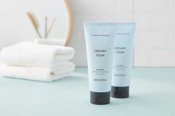 洗面奶会不会把毛孔洗大